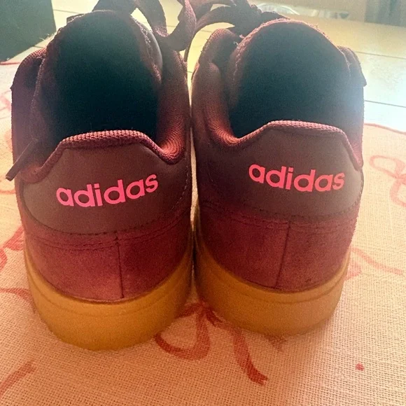 Adidas Women’s Maroon Velvet Sneakers with Hot Pink Stripes - Picture 3 of 4